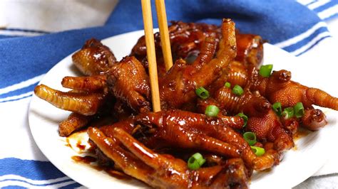 what are chicken feet used for in china